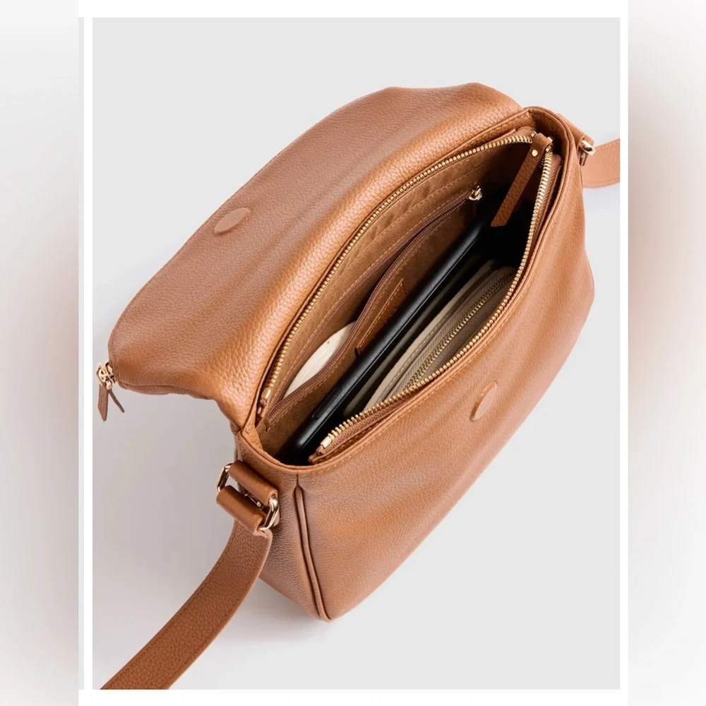 New Quince Italian Leather Foldover Crossbody in Cognac - Picture 4 of 15